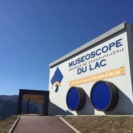 Mobilhome Entre Montagne Et Pres De Gap Au Calme Campingplads *