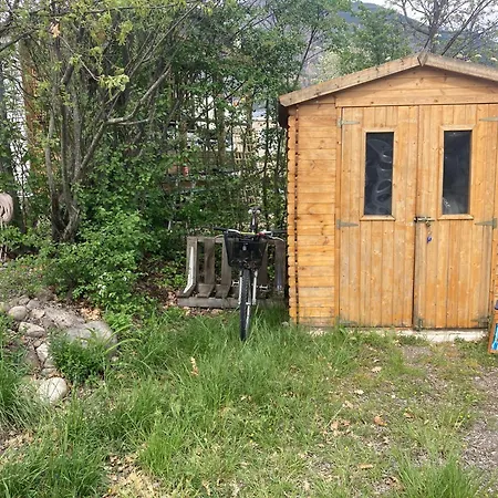Mobilhome Entre Montagne Et Pres De Gap Au Calme Campingplads